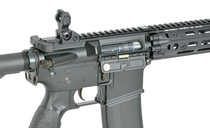 Реплика винтовки Daniel Defense M4A1 RIII 14.5" из Eshooter ETU - Черная (Black) [EMG] FB4136E_tw фото