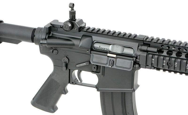 Газовая винтовка с имитацией отдачи (GBBR) Daniel Defense MK18 &ndash; Черная (Black) [EMG] MC6593M_tw фото